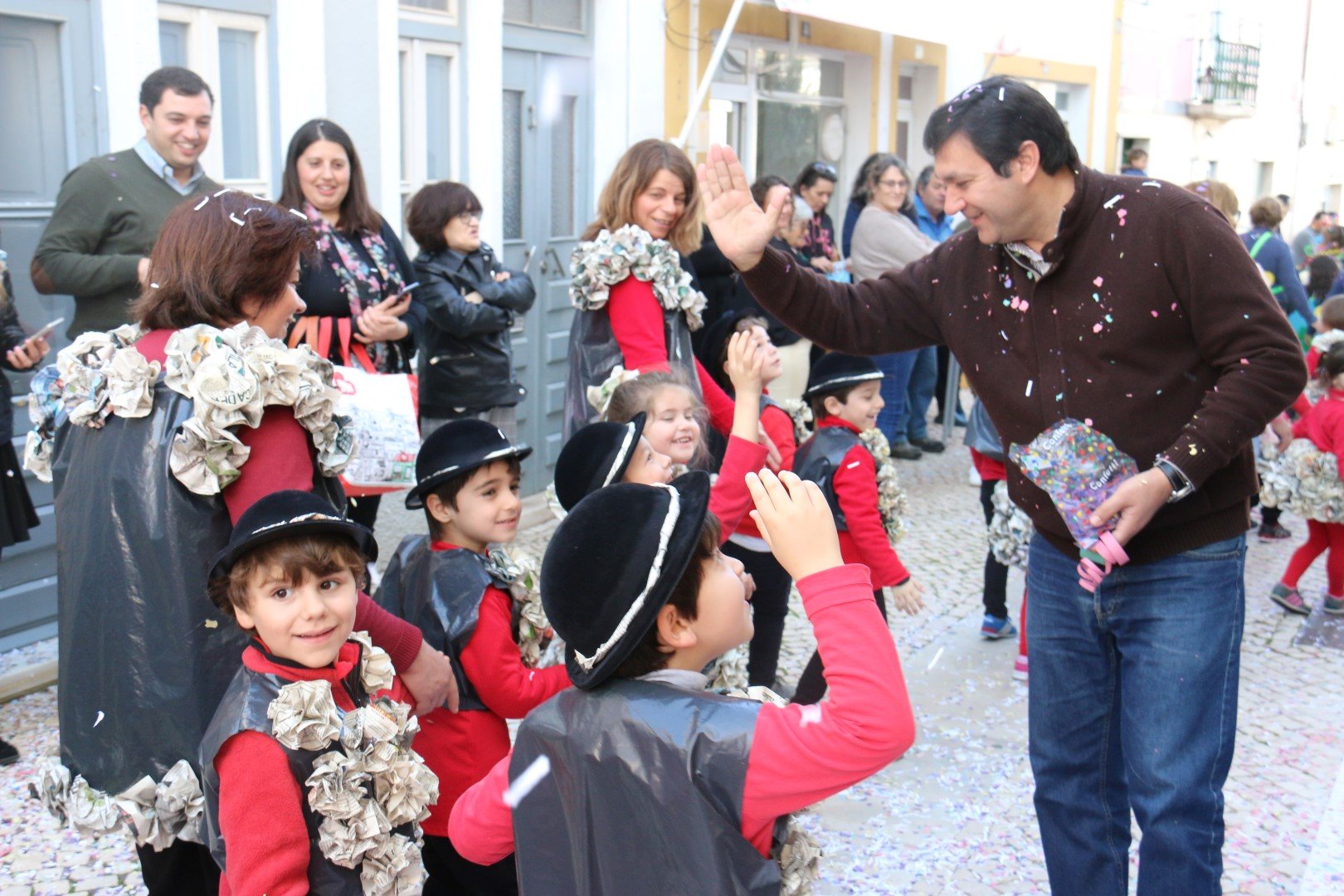 Carnaval das Escolas trouxe alegria às ruas de Sousel