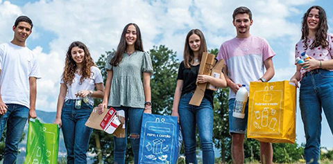 CÂMARA OFERECE PRODUTOS REGIONAIS E ENTRADAS PARA O MUSEU DOS CRISTOS À VALNOR