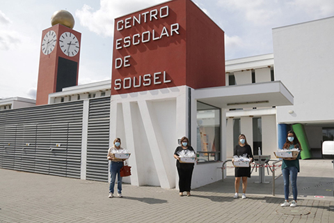 MUNICÍPIO OFERECE “KIT” DE PROTEÇÃO INDIVIDUAL A TODOS OS ALUNOS, PROFESSORES E PESSOAL NÃO DOCENTE DO CONCELHO