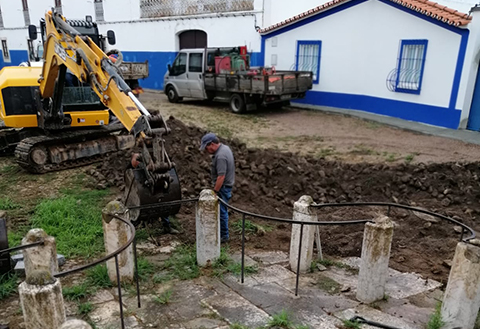 OBRAS DE REQUALIFICAÇÃO DO LARGO CONDE VALENÇA JÁ ARRANCARAM