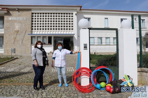 CÂMARA MUNICIPAL ENTREGA MATERIAL DE GINÁSTICA ÀS IPSS DO CONCELHO