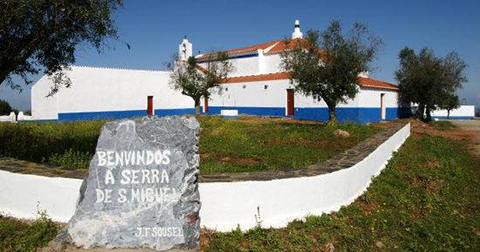 AINDA NÃO É POSSÍVEL IR PARA A SERRA DE SÃO MIGUEL. JUNTOS VAMOS CONSEGUIR SUPERAR A COVID-19.