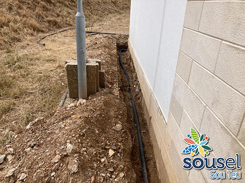 CÂMARA SUBSTITUI REDE DE ABASTECIMENTO DE ÁGUA NO CENTRO DE SAÚDE DE SOUSEL