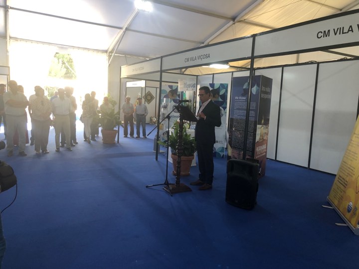 67237853 2887867411285941 1005044105568321536 n