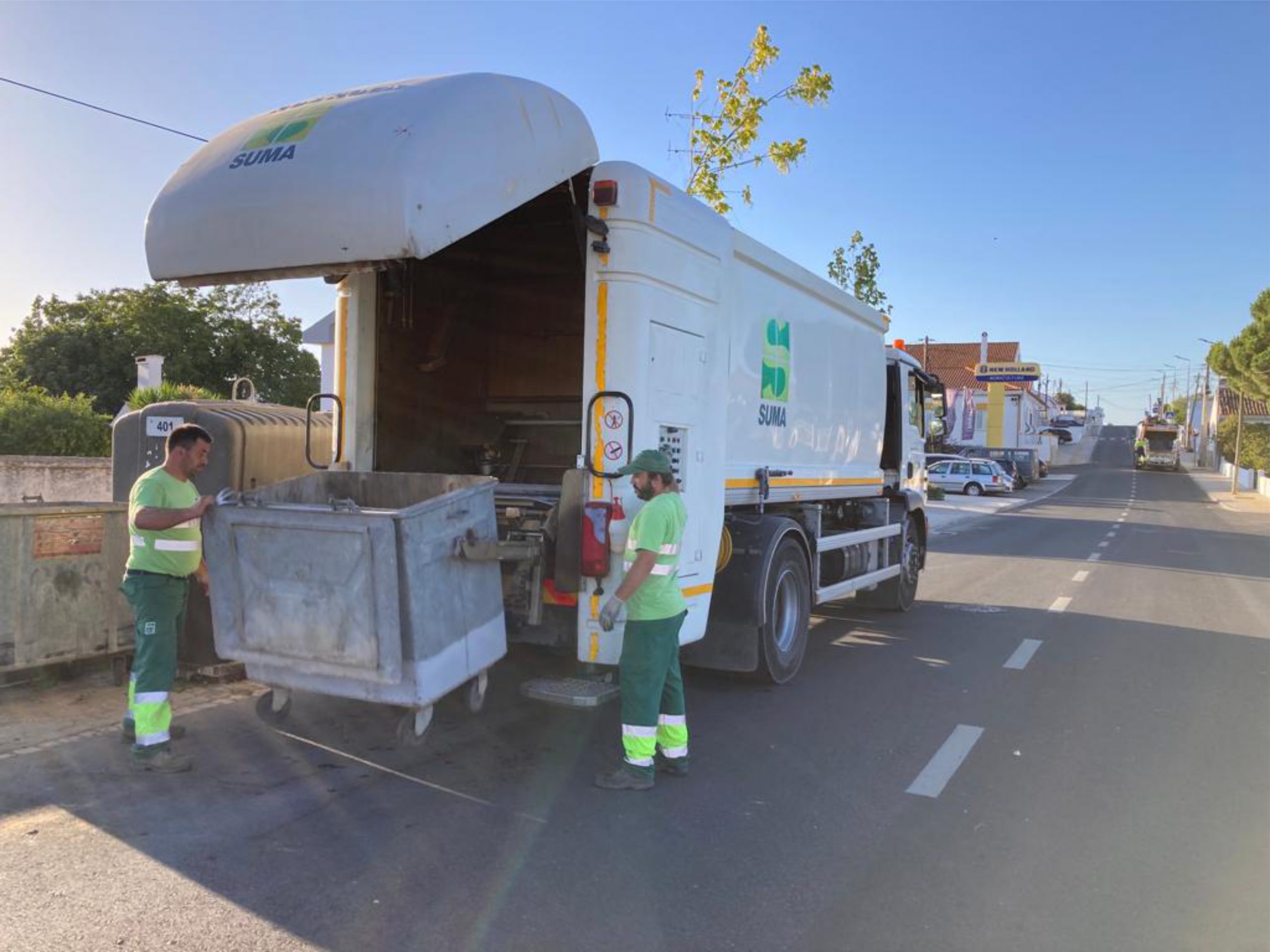 Contentores higienizados em todo o concelho