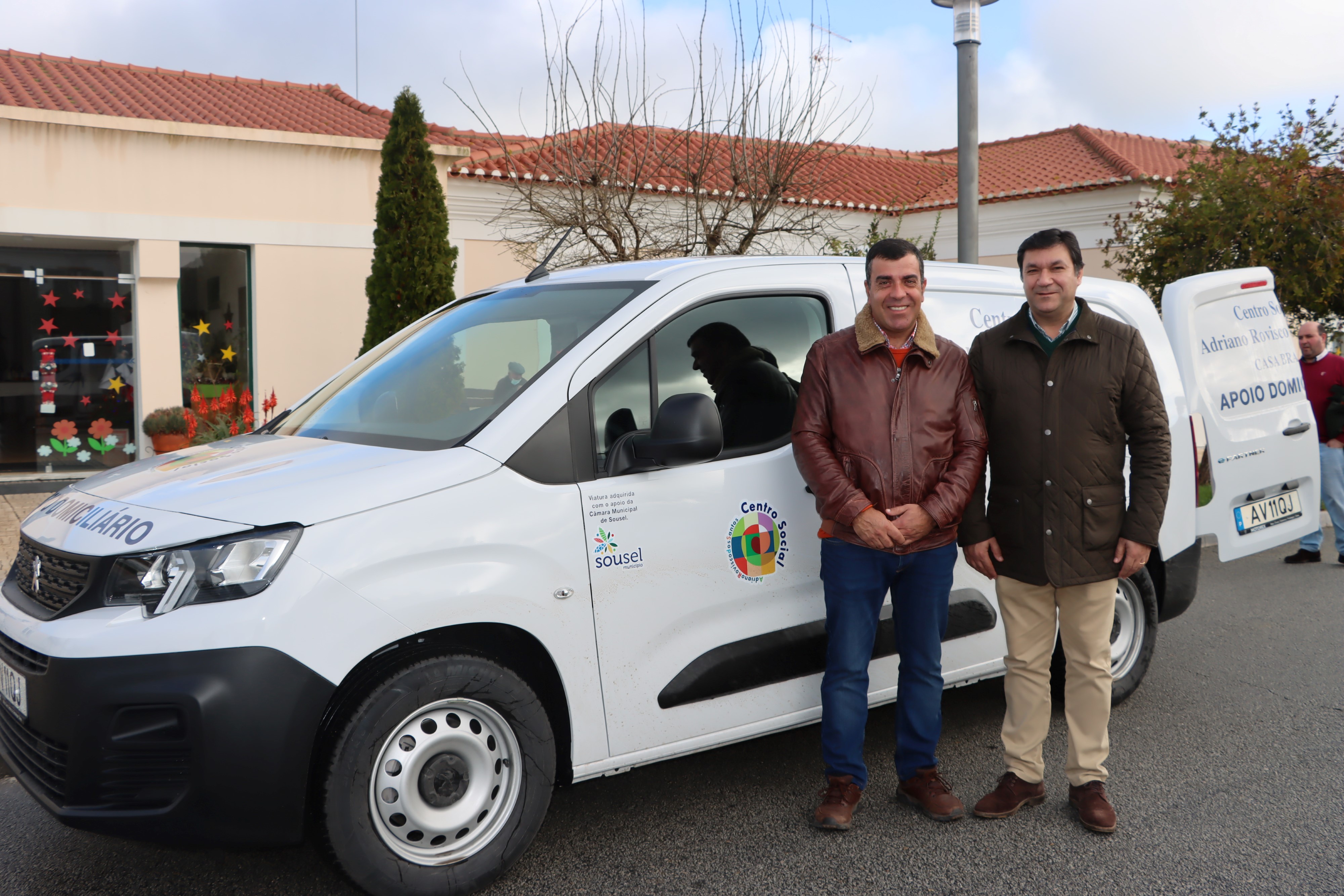 Município de Sousel apoia Centro Social Adriano Rovisco dos Santos na aquisição de viatura de apoio domiciliário