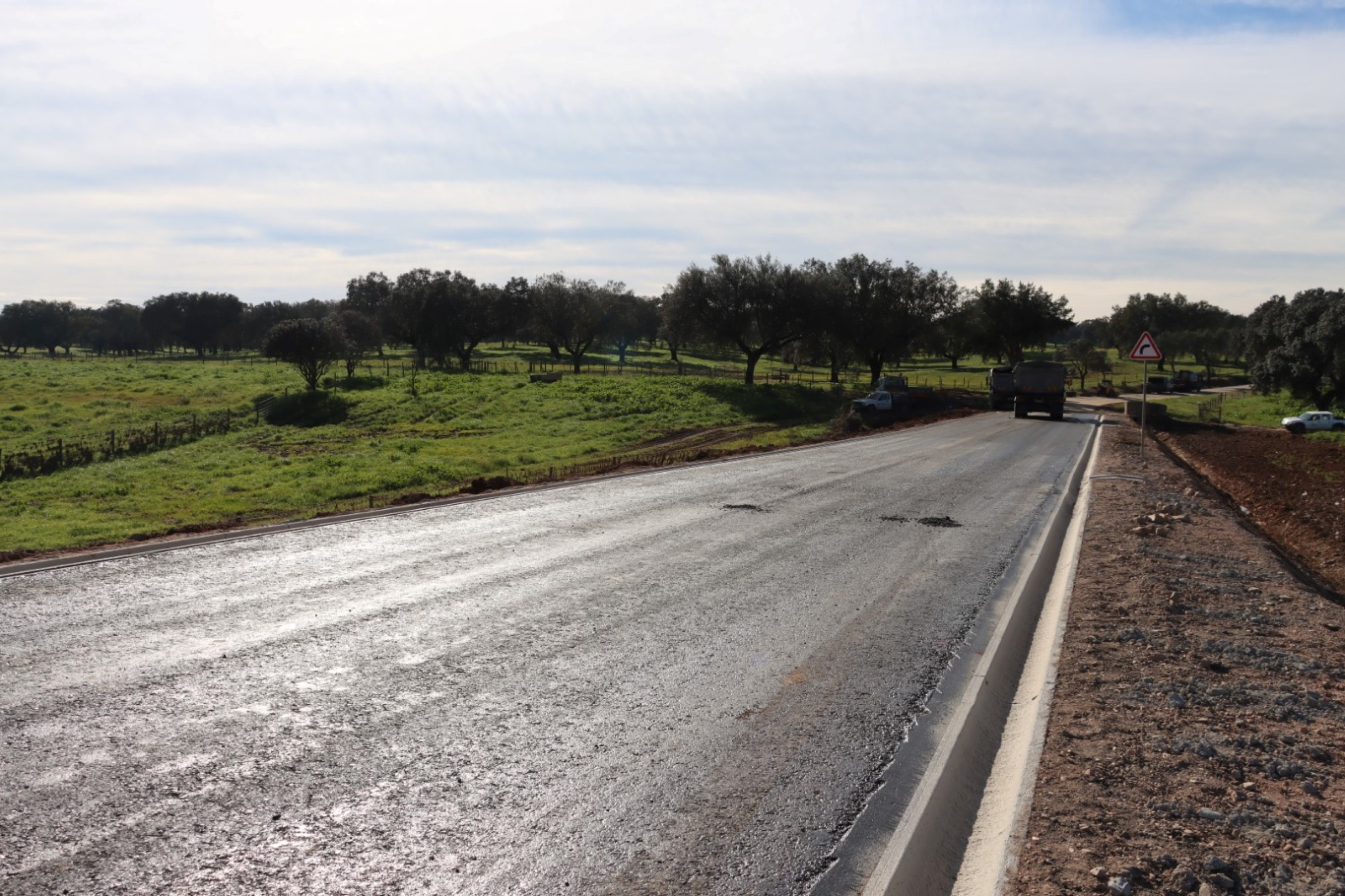 Estrada entre Sousel e Santo Amaro em fase de conclusão