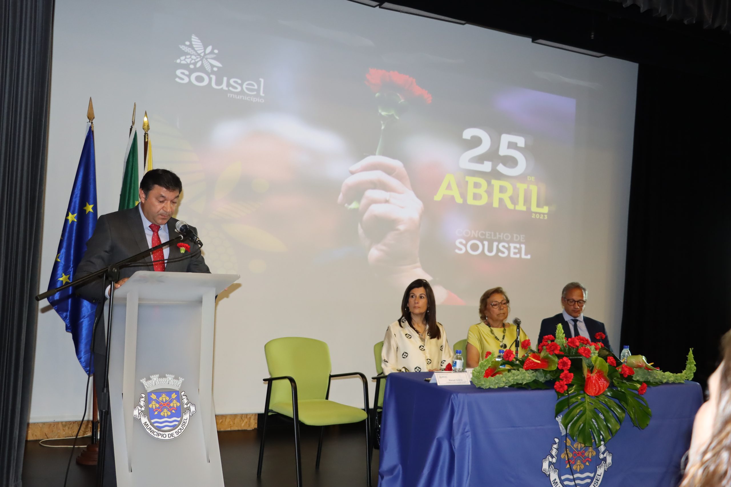 Cerimónia Evocativa do 25 de Abril realizou-se na manhã desta terça-feira