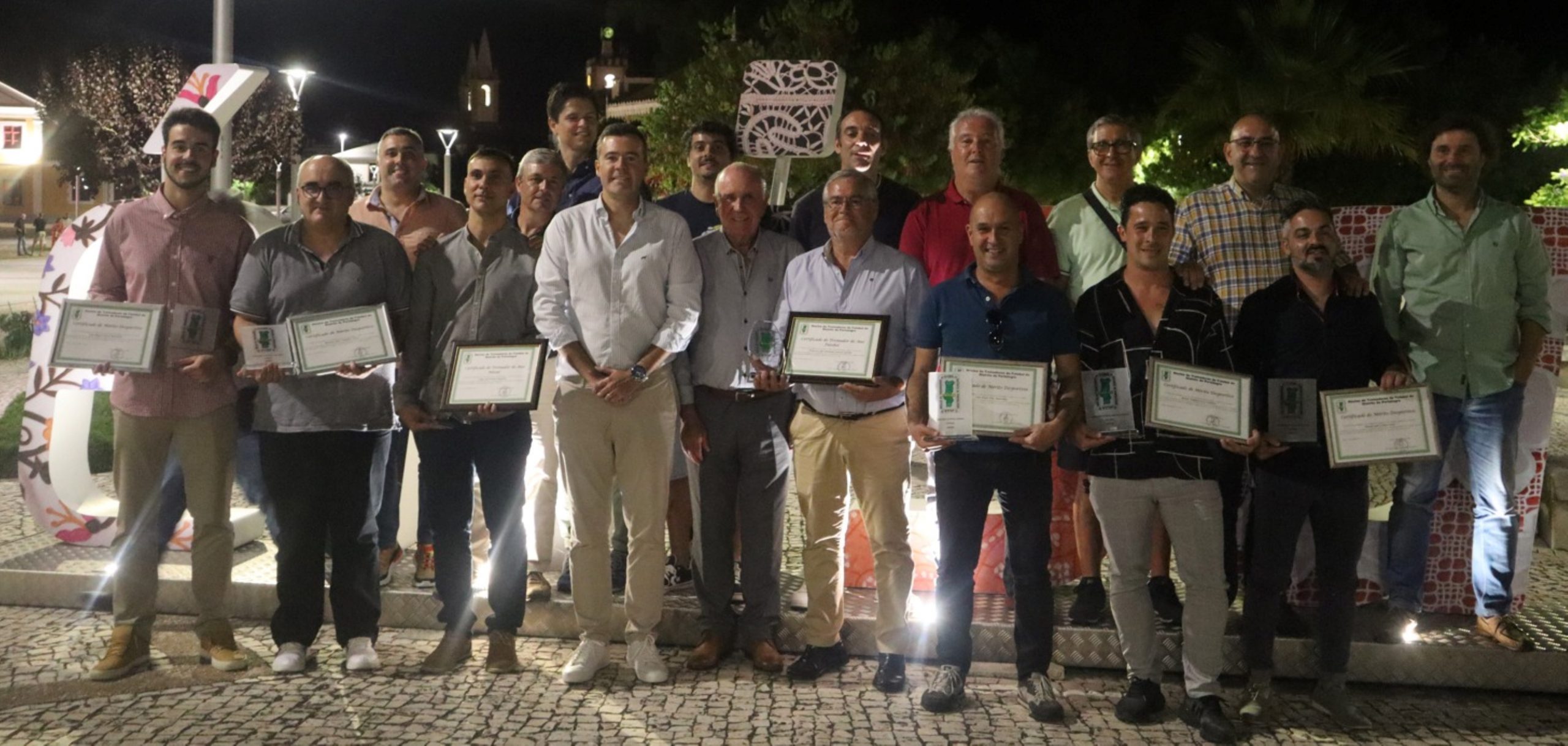 Tiago Rasquete conquista título de Treinador do Ano – Futsal 2022/23