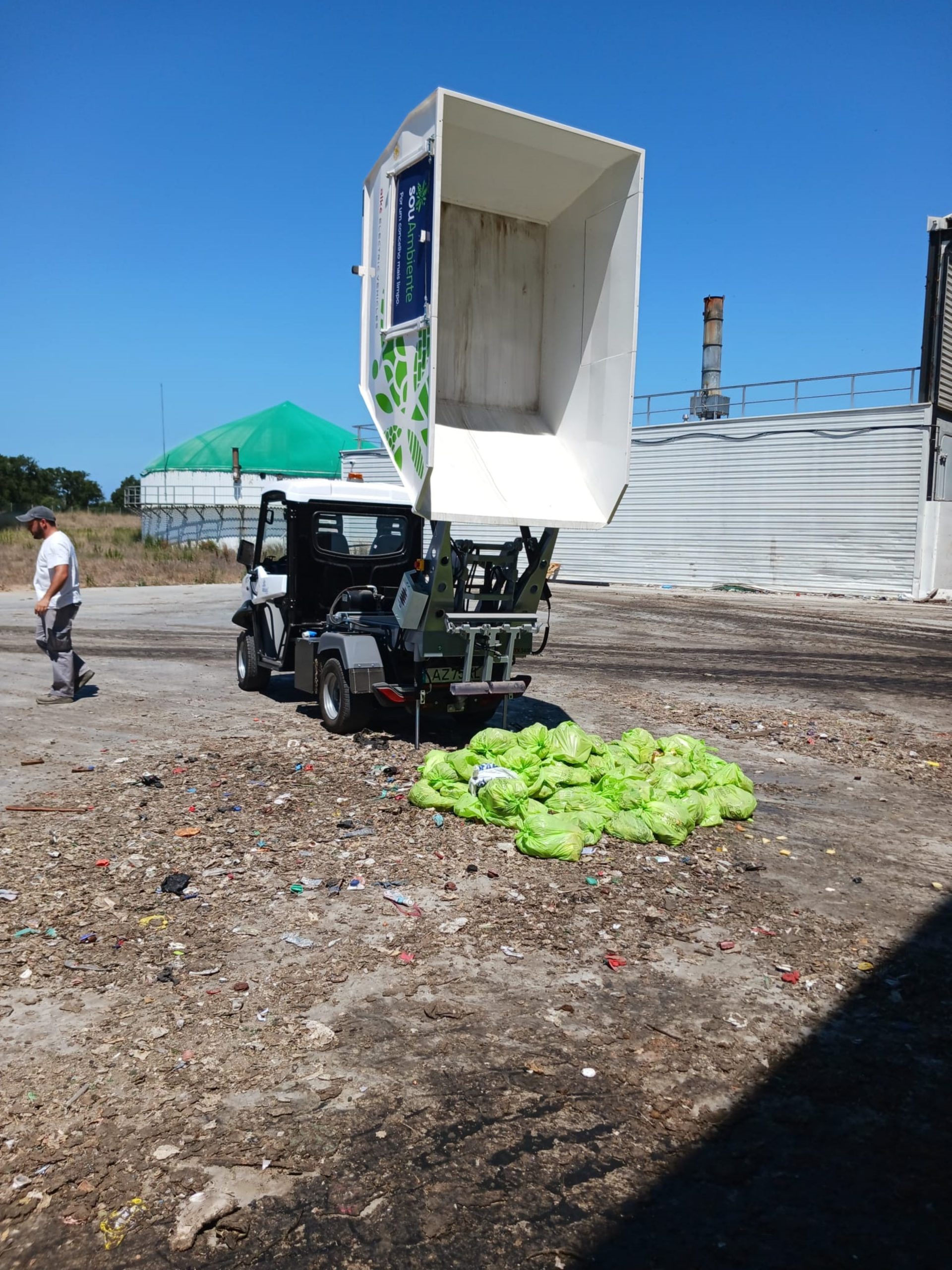 Sucesso na primeira semana de recolha de biorresíduos do projeto piloto em Santo Amaro