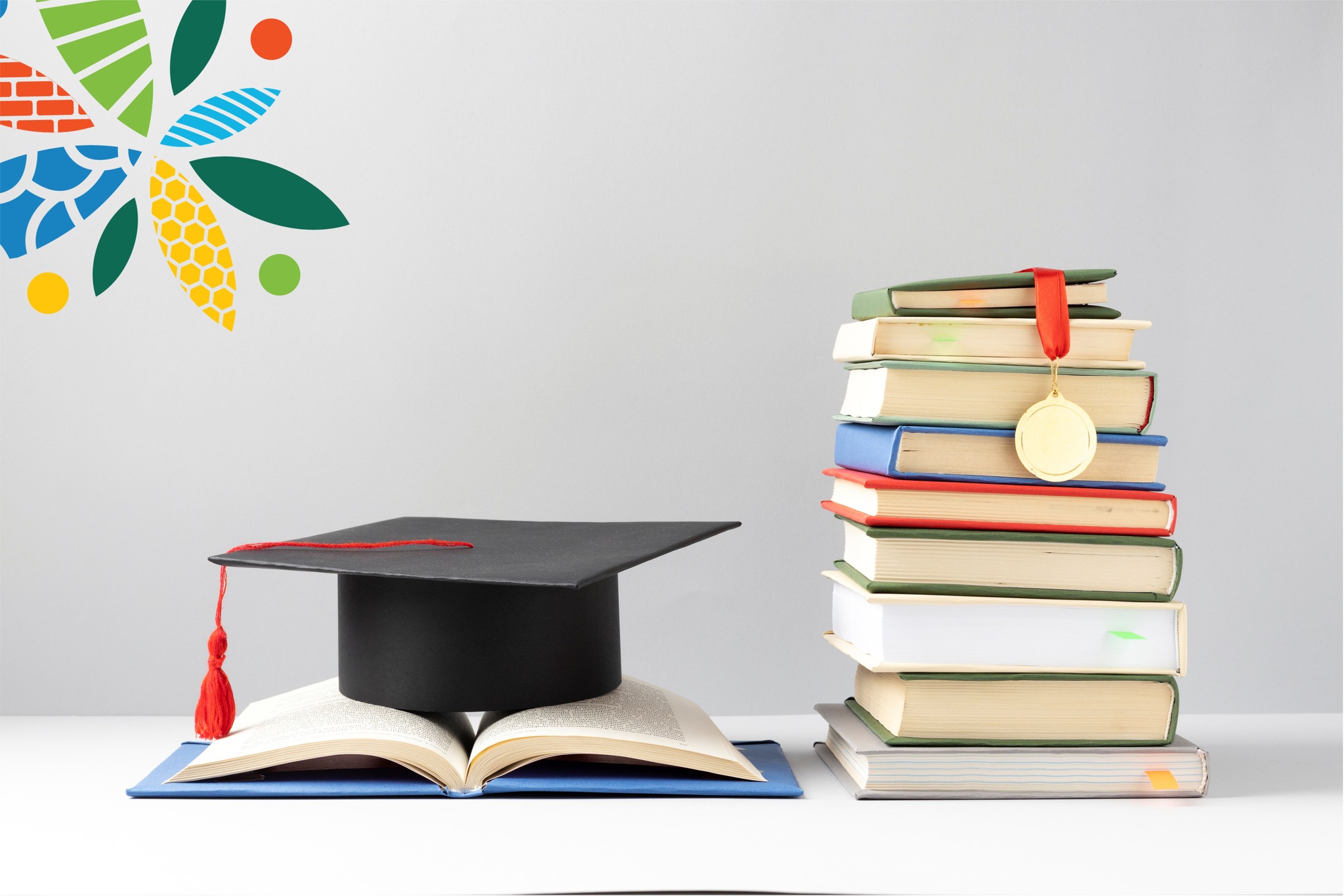 📕📘 Atribuição de bolsas ao ensino superior para o ano letivo 2023/2024📘📕