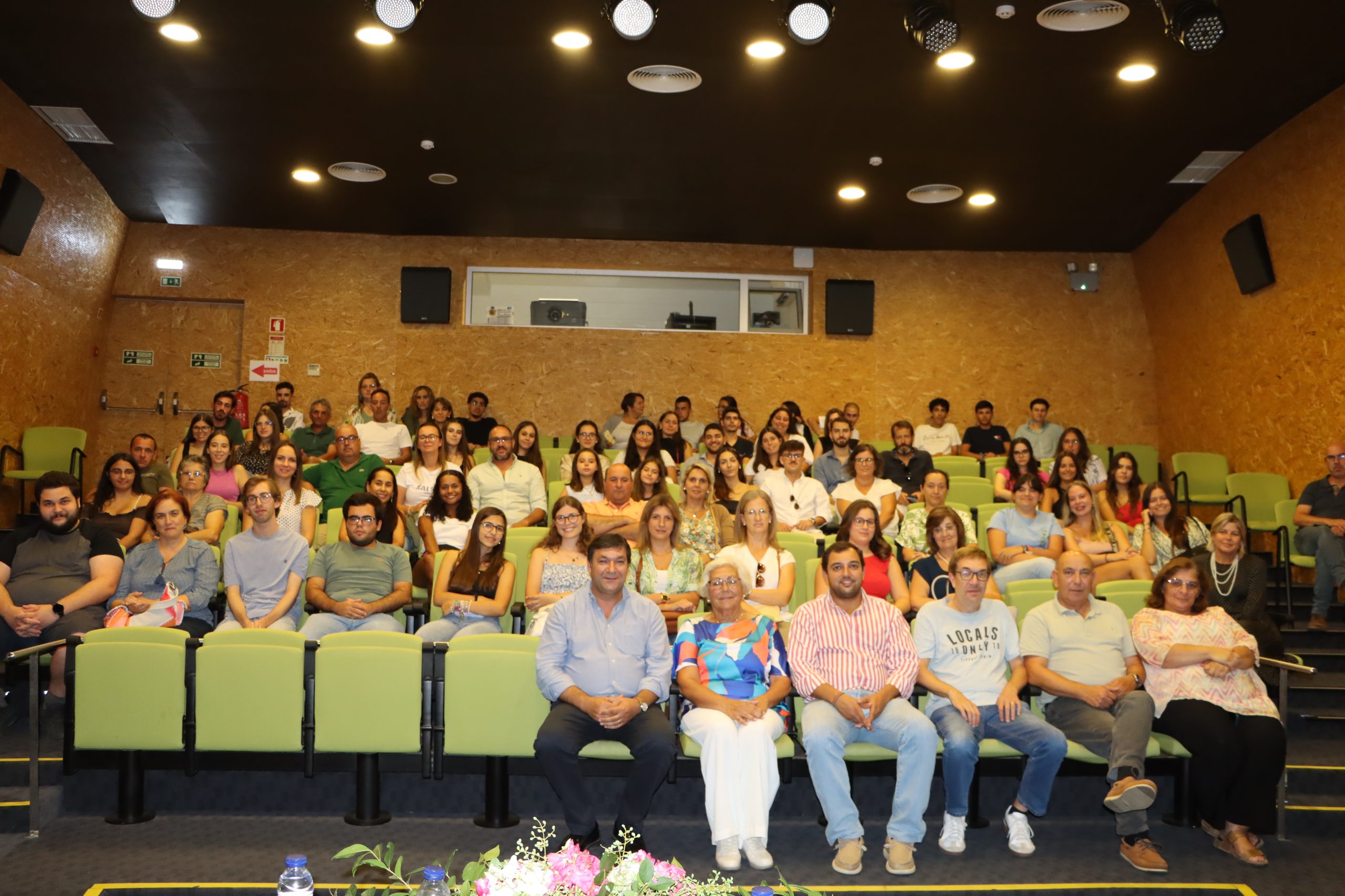 Bolsas de Estudo entregues a estudantes universitários residentes no concelho de Sousel