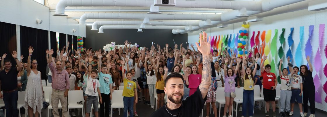 Sousel celebrou o Dia da Criança com atuação de Diogo Piçarra para os mais crescidos