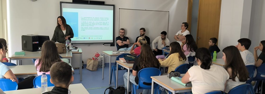 Sessões sobre Empreendedorismo para alunos do Centro Escolar