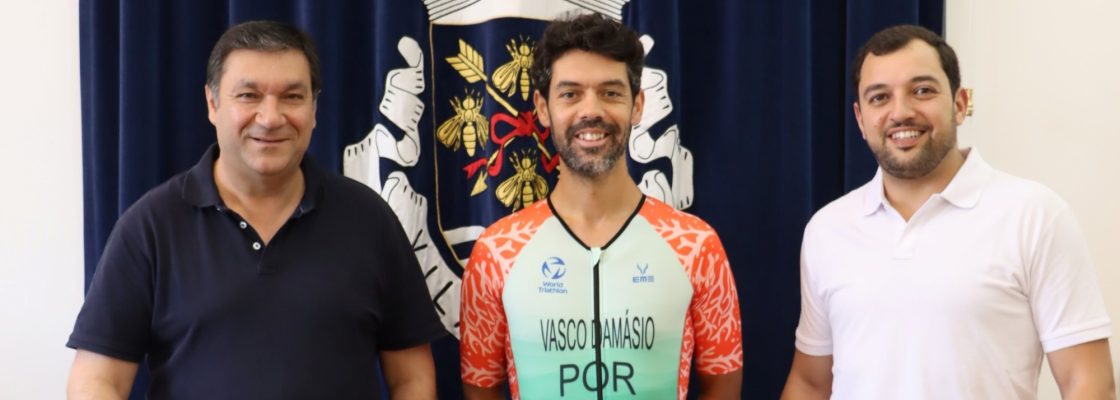 Vasco Damásio recebido na Câmara Municipal de Sousel antes de Prova Mundial