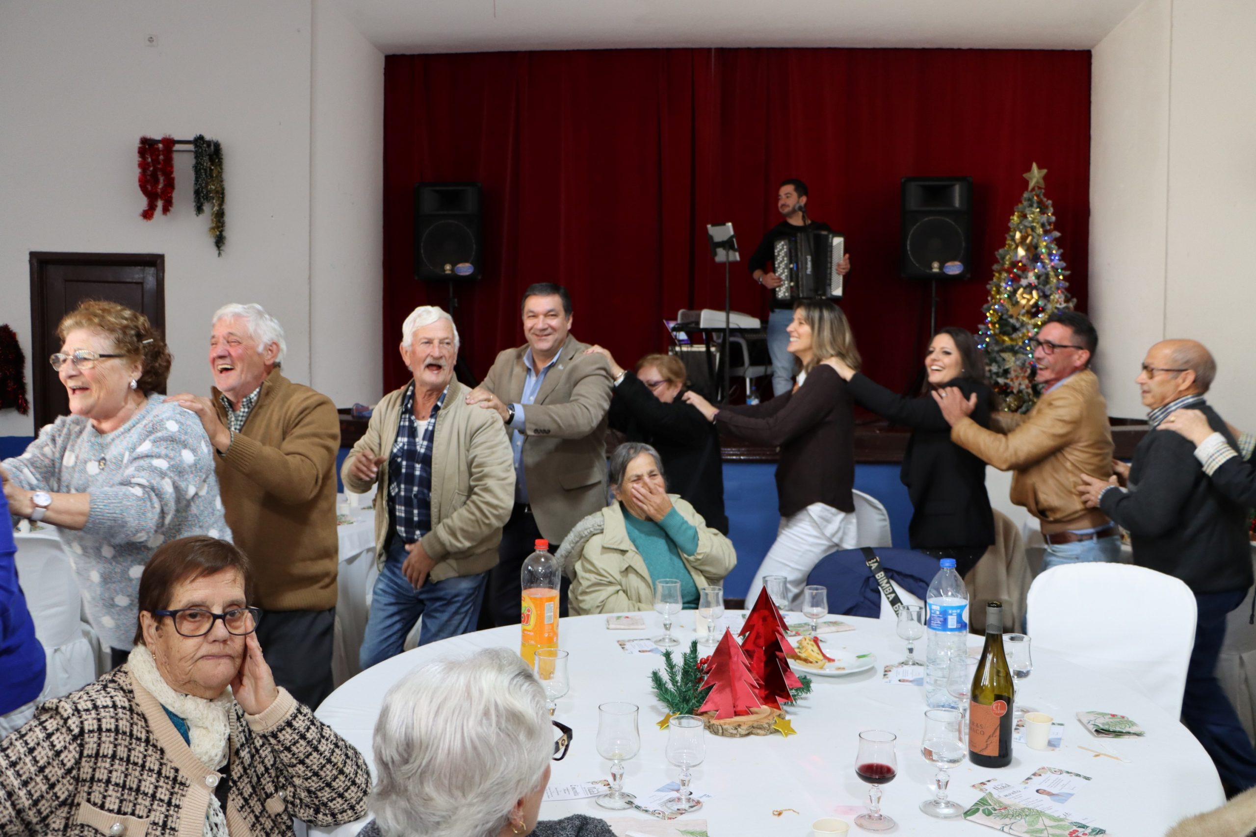 Casa Branca reuniu a freguesia no seu Almoço de Natal